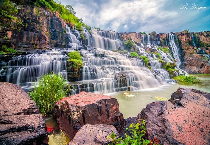 Tour tiêu chuẩn