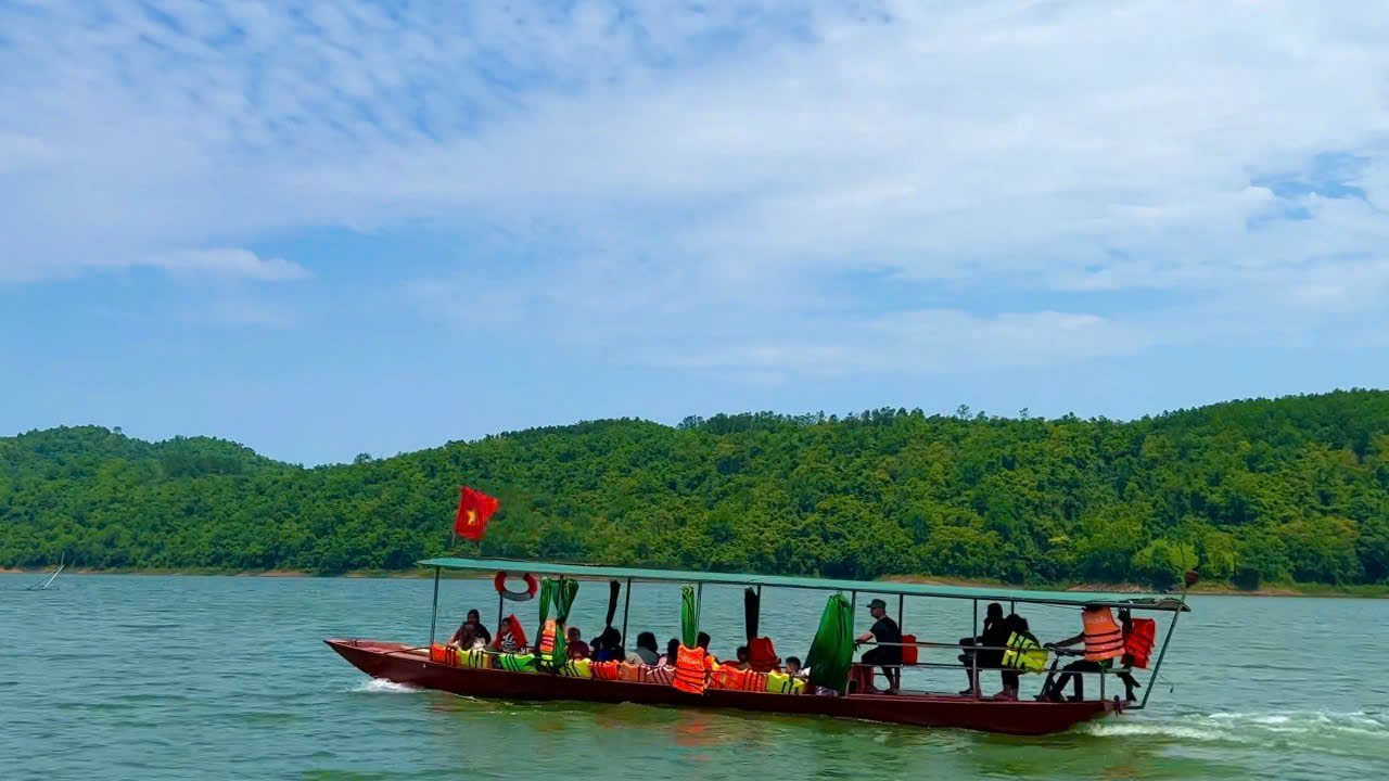 Kỳ nghỉ 30/4 – 1/5: Lục Ngạn sẵn sàng đón du khách