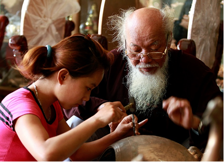 Sản xuất đồ lưu niệm du lịch trong các làng nghề Bắc Ninh- triển vọng và giải pháp phát triển du lịch 