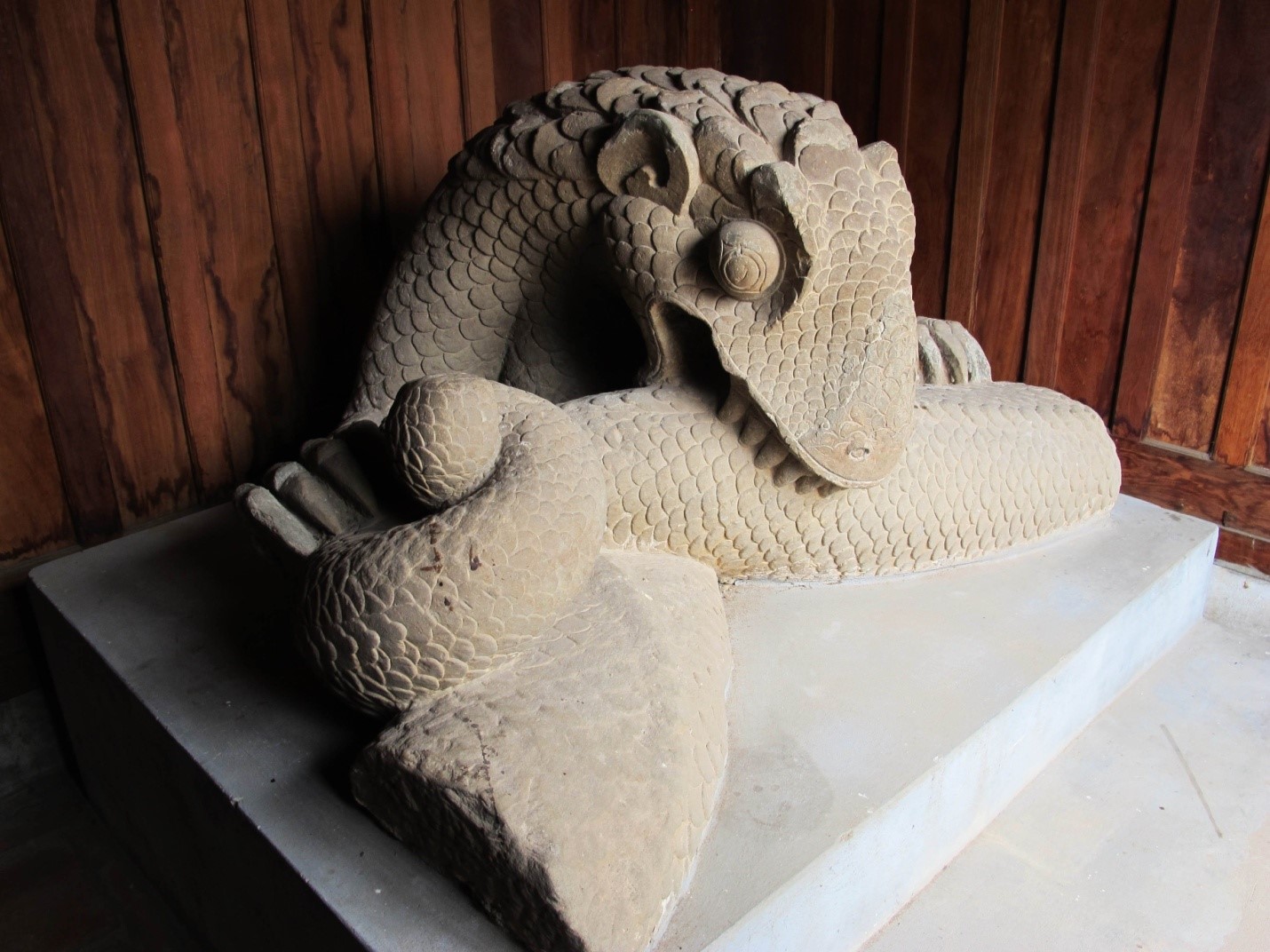 ĐỀN THỜ THÁI SƯ LÊ VĂN THỊNH