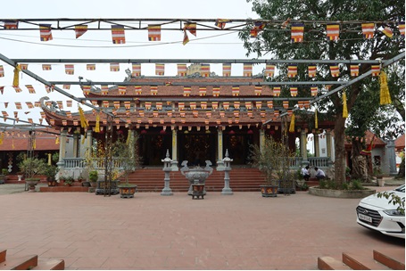 CHÙA NGHI KHÚC  (Pháp Ấn Tự)