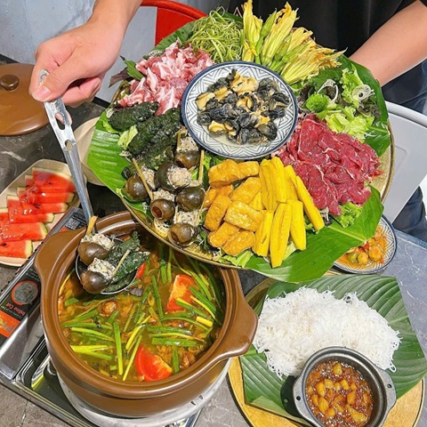 [Góc ẩm thực] LẨU CUA KINH BẮC – THƯƠNG HIỆU “CŨ”, ĐIỂM DỪNG CHÂN “MỚI”