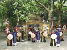 DU LỊCH QUA MIỀN QUAN HỌ - ĐỀN GIẾNG